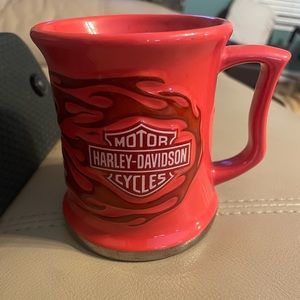 Harley Davidson Motorcycle Coffee Mug Cup‎ Red Embossed Flames Preowned